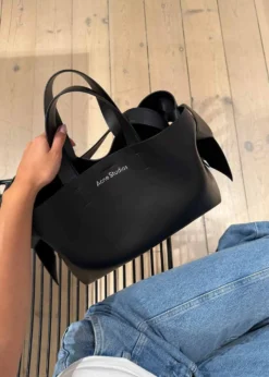 Acne Studios Musubi Mini R