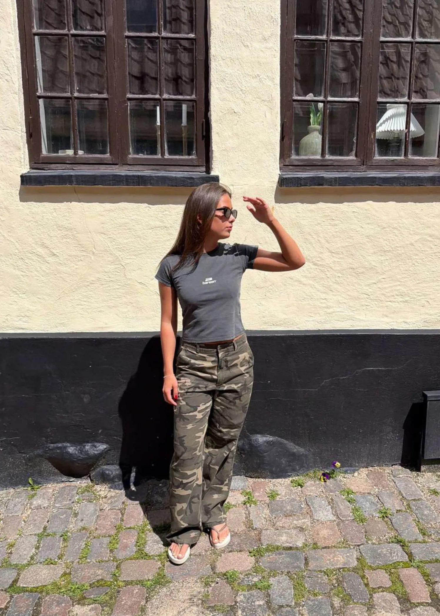 Bareen WMNS CROPPED T-SHIRT