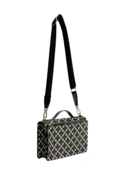 By Malene Birger LOENNAS