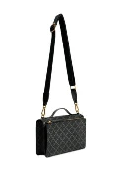 By Malene Birger LOENNAS
