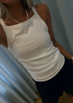 Modström DaeMD top