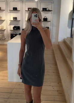 Modström EmiliaMD halterneck dress