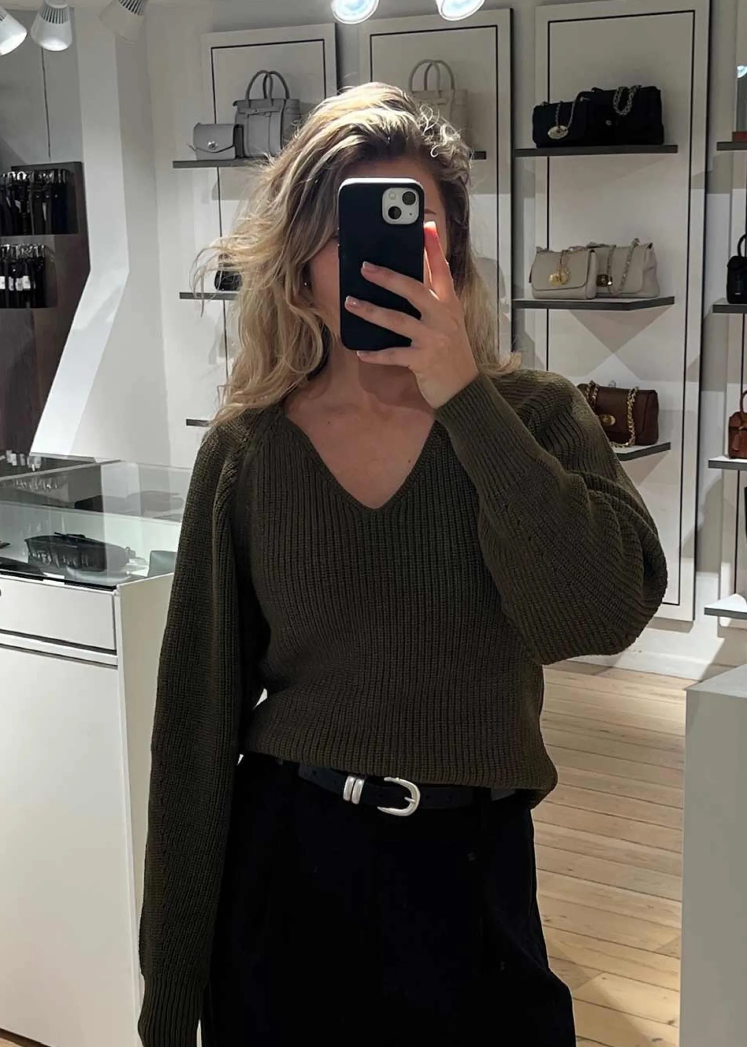 Modström GalenMD short v-neck