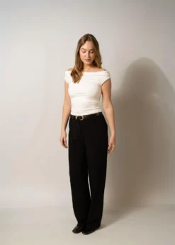 Modström HimaMD off-shoulder top