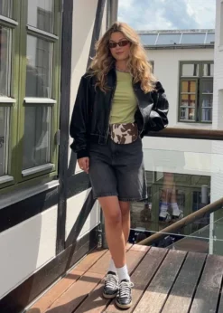 Modström HimaMD off-shoulder top
