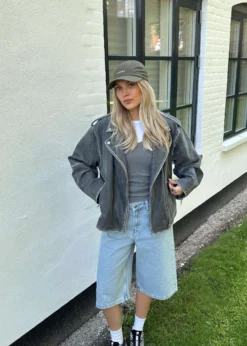 Modström Isoldemd long shorts