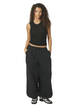 Neo Noir Roxane Balloon Poplin Pants