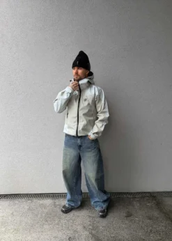 66 North Dyngja Shell Jacket
