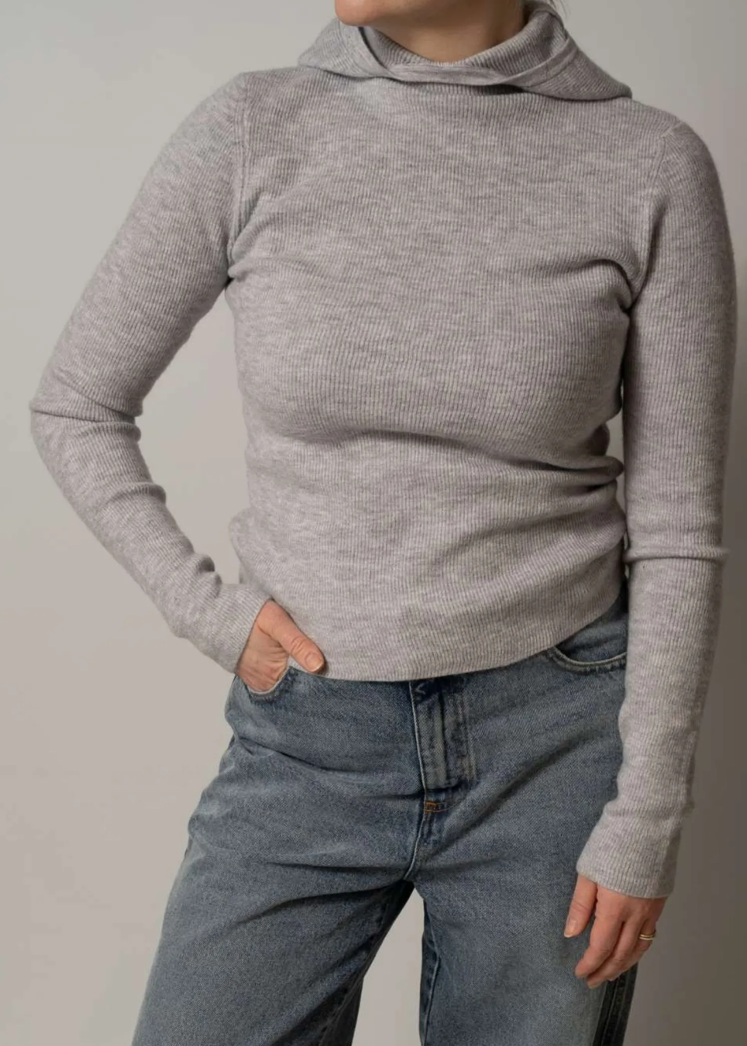 Oval Square Alanis Hood Knit