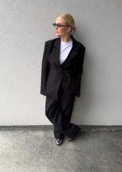 Oval Square Lind Blazer