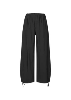 Oval Square Miku trousers