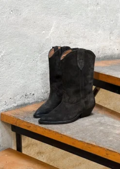 Pavement Nikki Suede