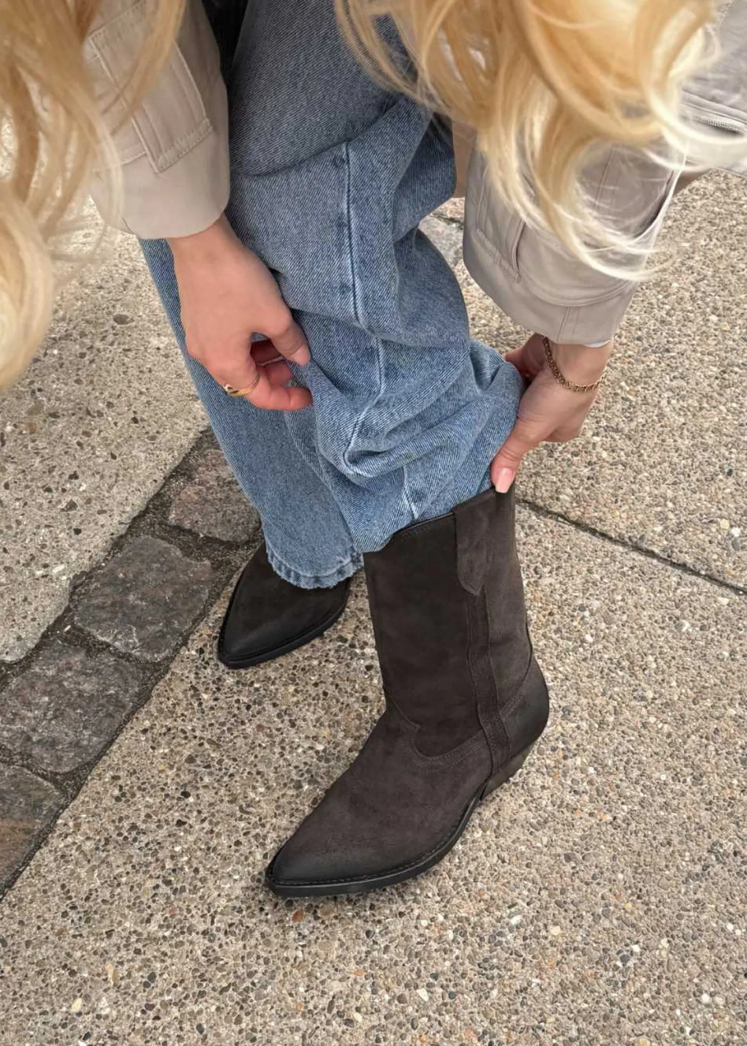 Pavement Nikki Suede