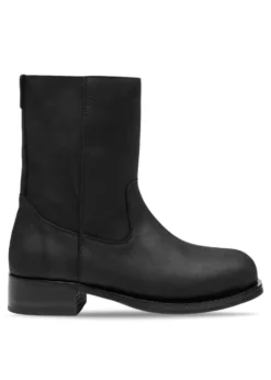 Playboy Footwear Jessie
