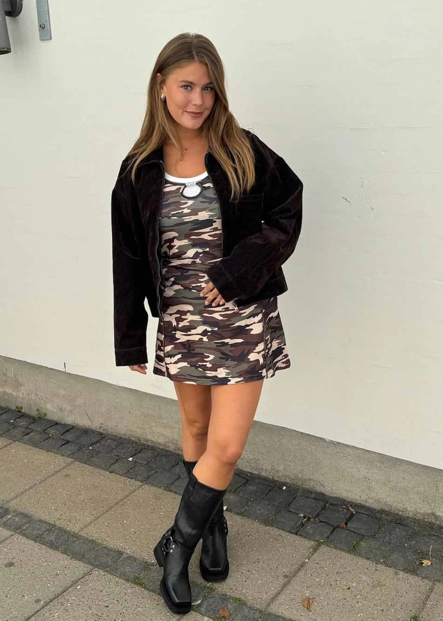 RÉSUMÉ LucyRS Dress