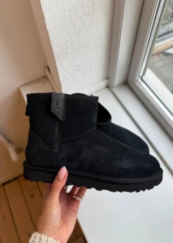UGG W Classic Mini Bailey Zip