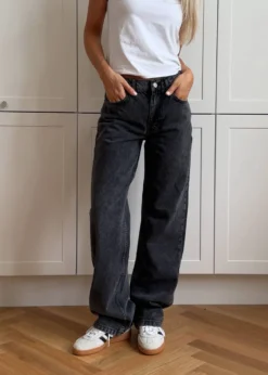 Woodbird Carla Thun Black Jeans